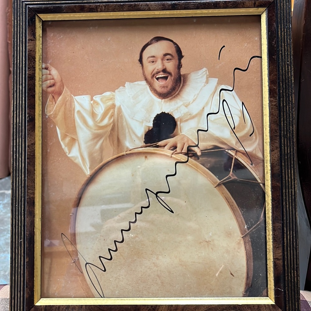 AUTOGRAPH Luciano Pavarotti